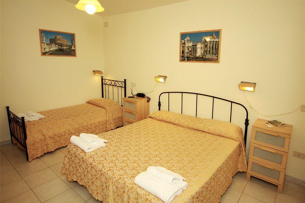 Hotell Lucia *